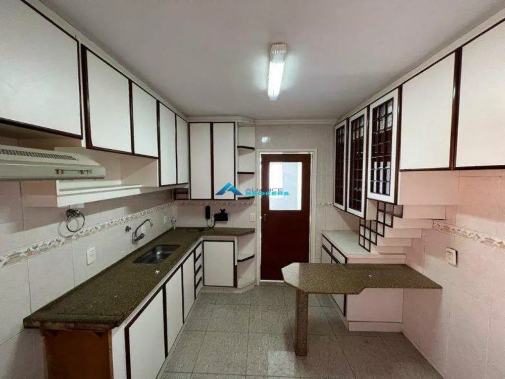 Apartamento à venda com 3 quartos, 80m² - Foto 4