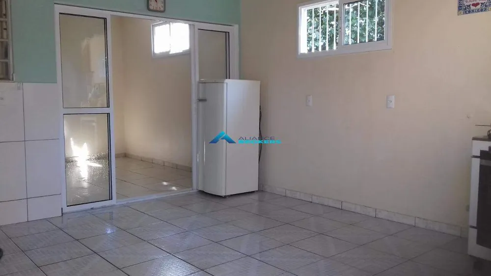 Casa, 3 quartos, 209 m² - Foto 6