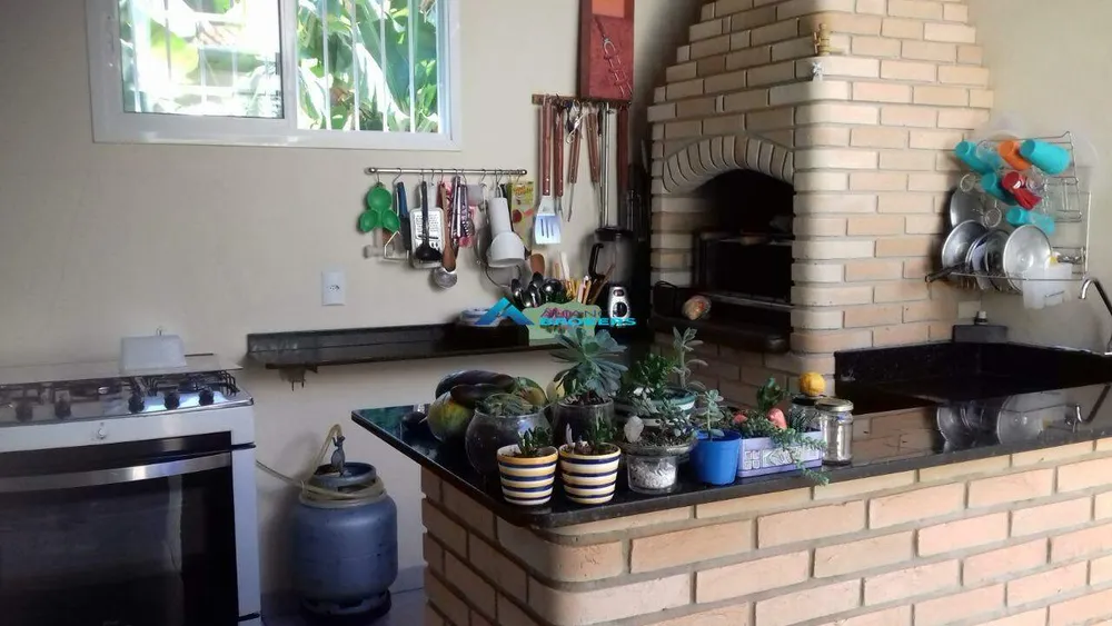 Casa, 3 quartos, 209 m² - Foto 4