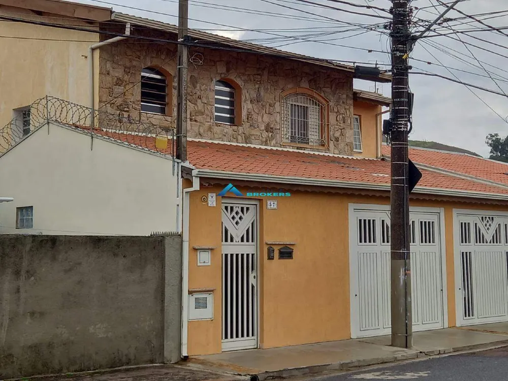 Casa, 3 quartos, 209 m² - Foto 1