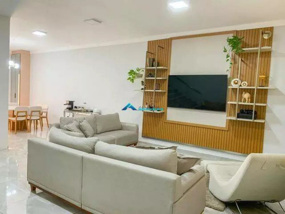 Casa à venda com 3 quartos, 203m² - Foto 3