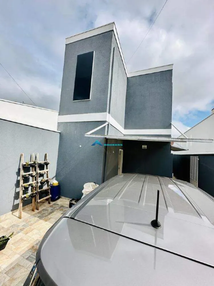 Casa, 4 quartos, 135 m² - Foto 1