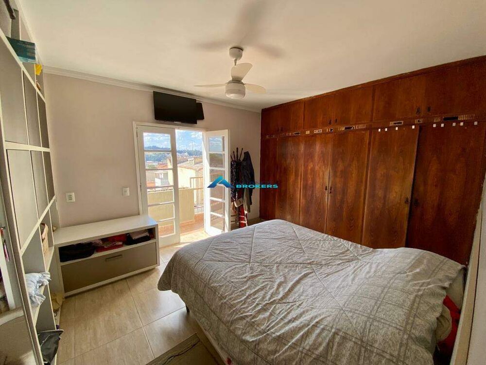 Casa à venda com 3 quartos, 150m² - Foto 12