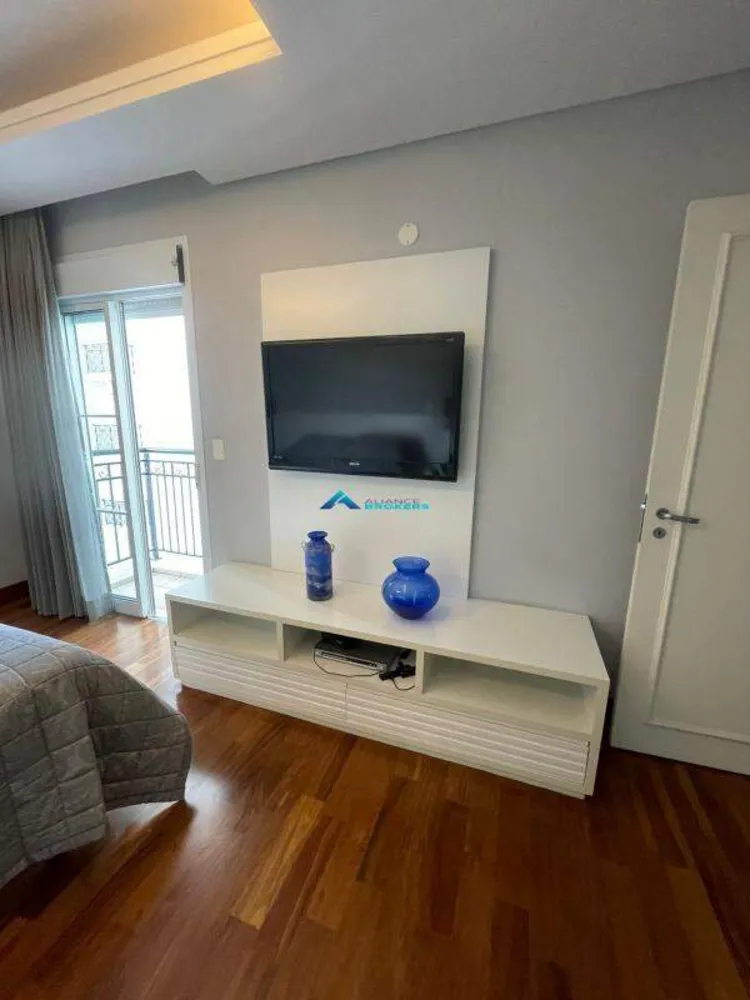Apartamento, 3 quartos, 160 m² - Foto 1