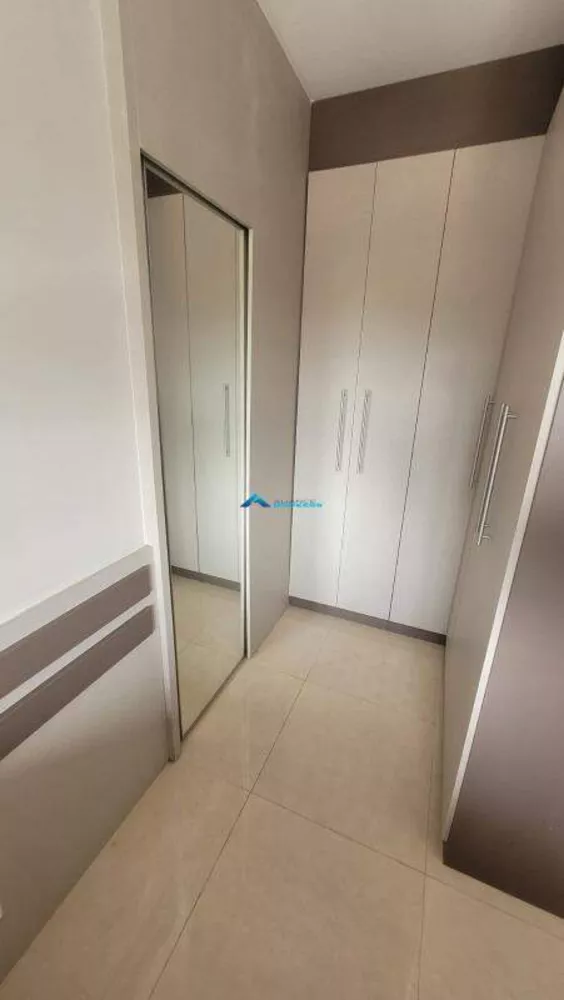 Apartamento à venda com 2 quartos, 67m² - Foto 3