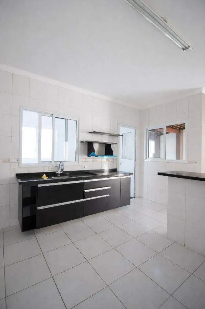 Casa, 4 quartos, 288 m² - Foto 3