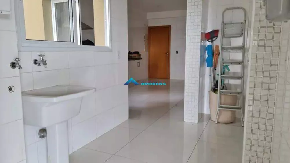 Apartamento à venda com 3 quartos, 158m² - Foto 6