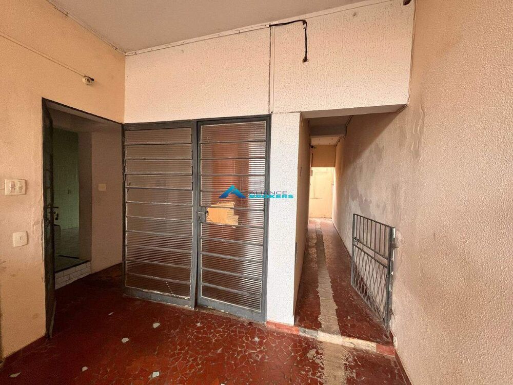 Casa, 3 quartos, 261 m² - Foto 3