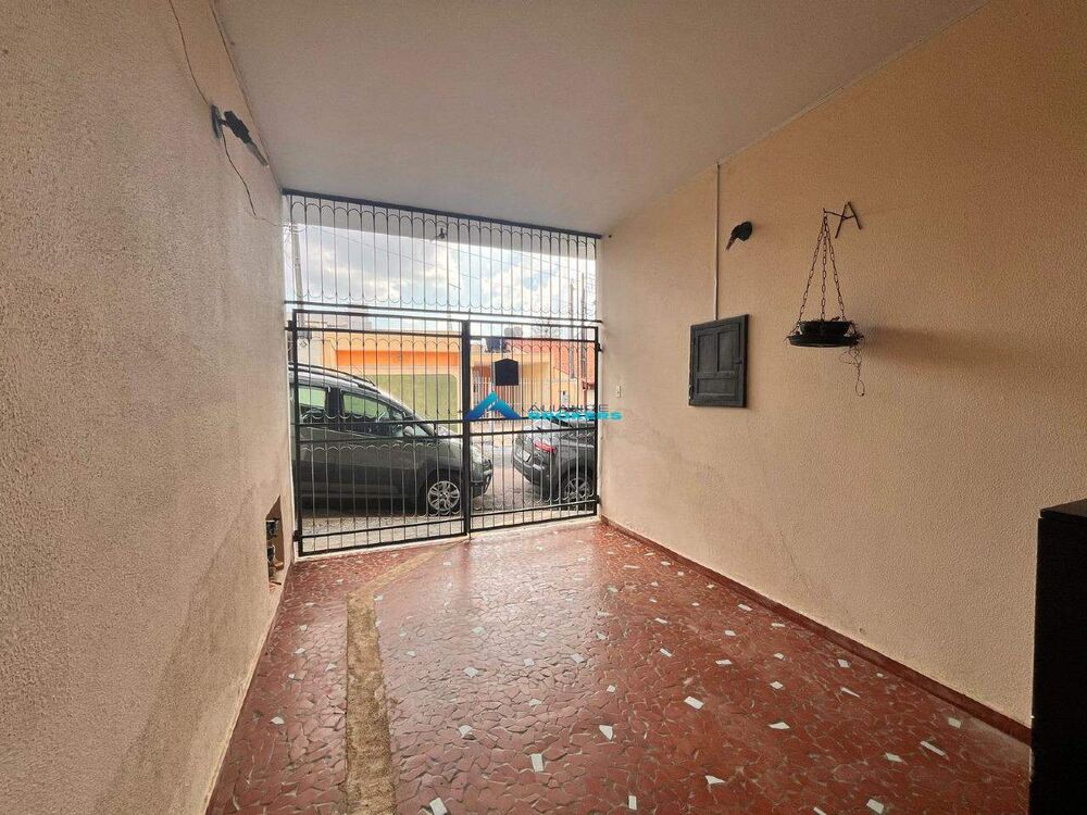 Casa, 3 quartos, 261 m² - Foto 2