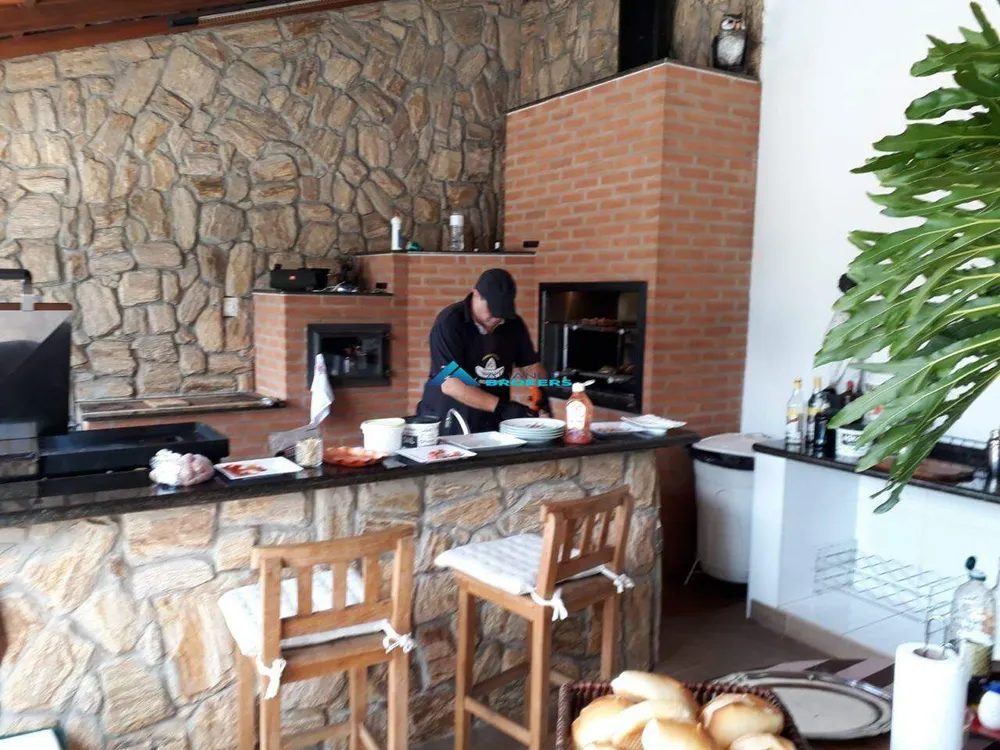 Chácara, 3 quartos, 1008 m² - Foto 4