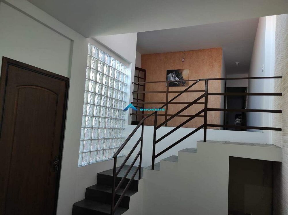 Chácara, 4 quartos, 1066 m² - Foto 2