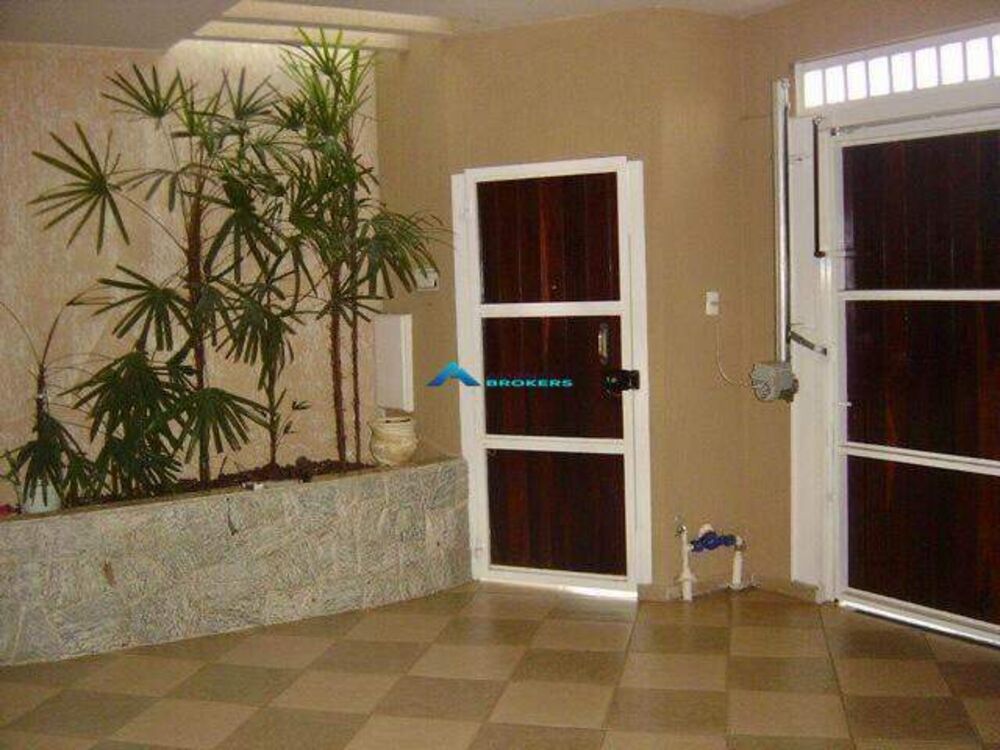 Casa à venda com 3 quartos, 200m² - Foto 16