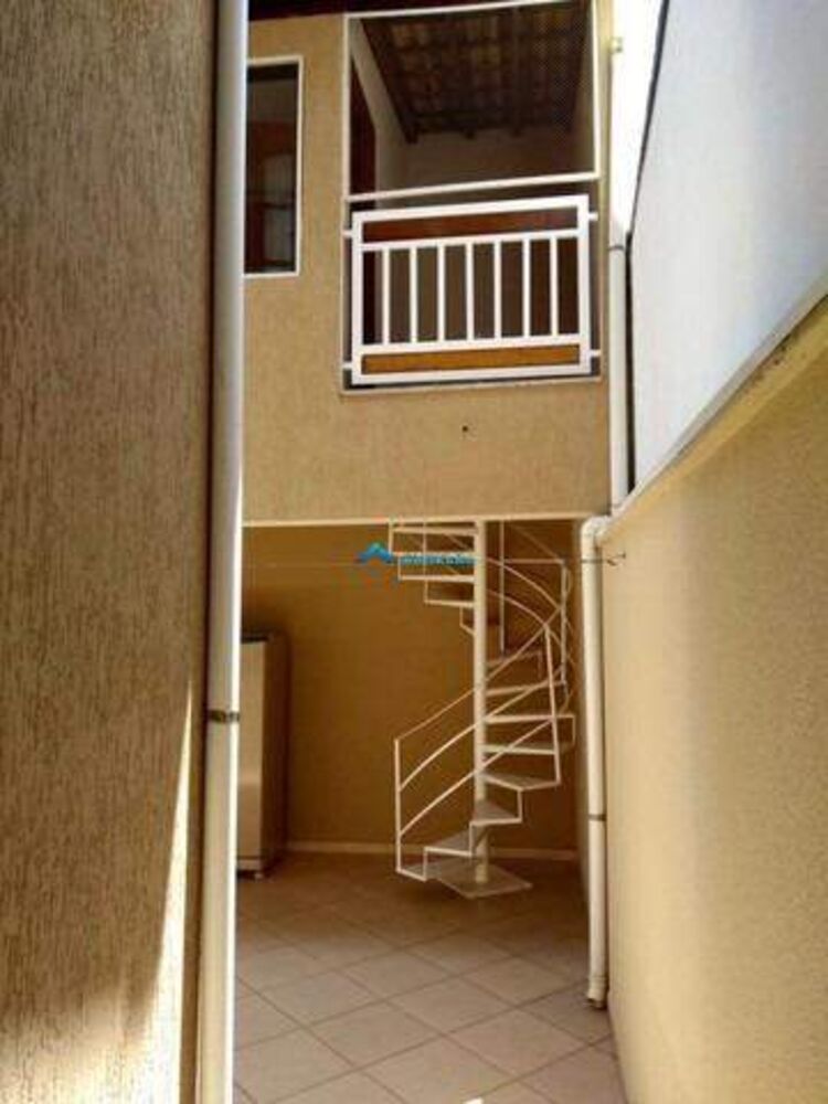 Casa à venda com 3 quartos, 200m² - Foto 14