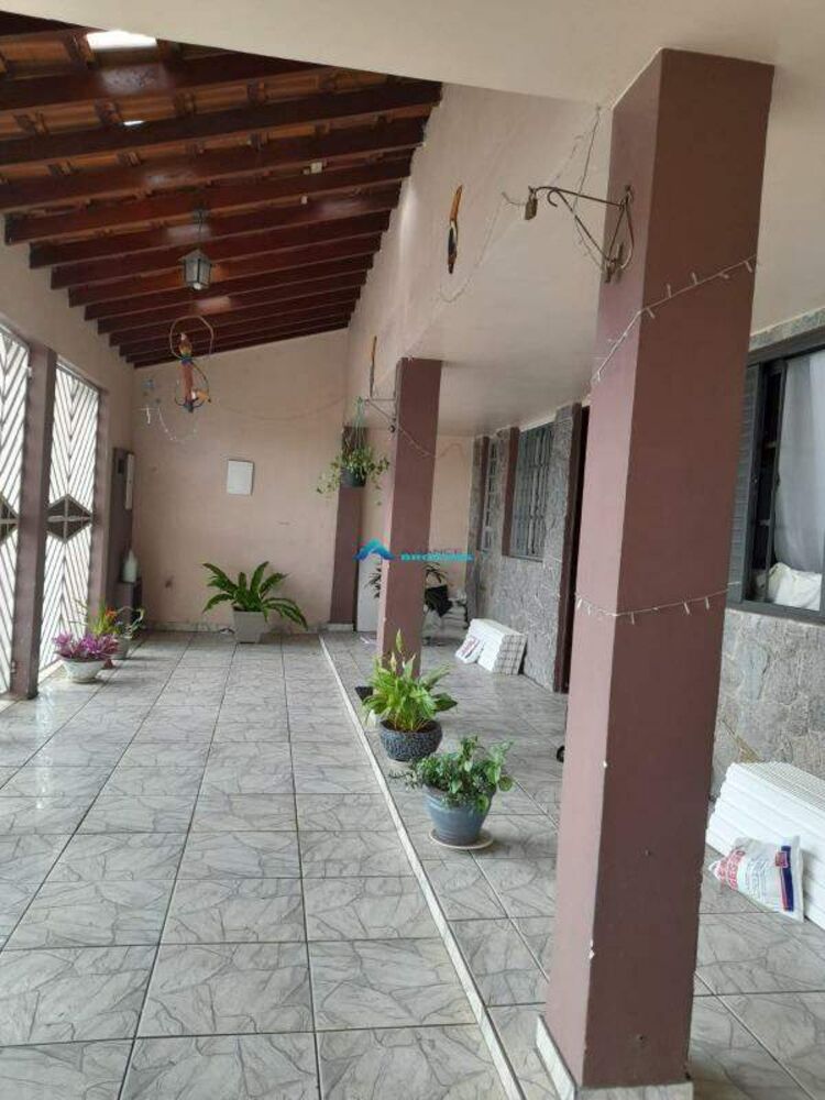 Casa, 4 quartos, 222 m² - Foto 3