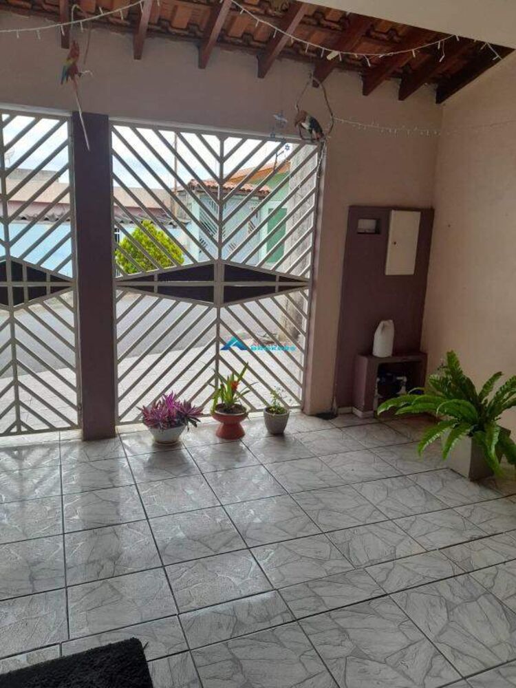 Casa, 4 quartos, 222 m² - Foto 2