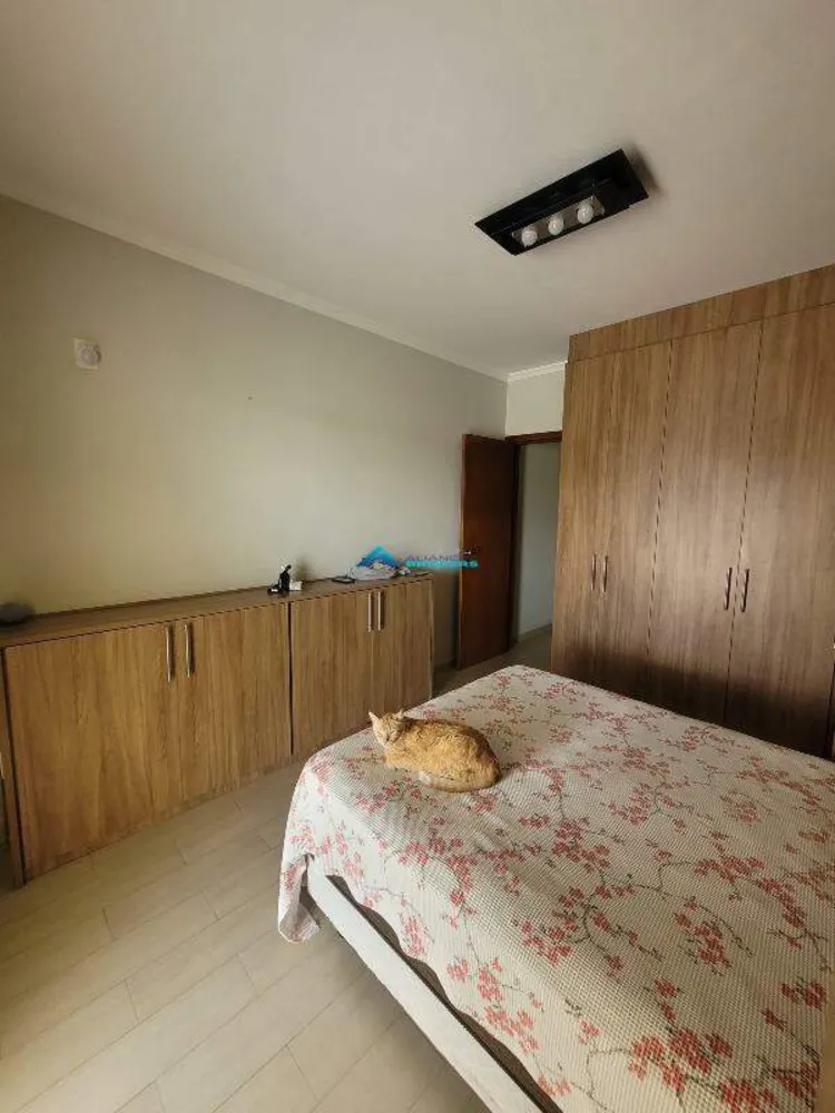 Casa, 3 quartos, 200 m² - Foto 4