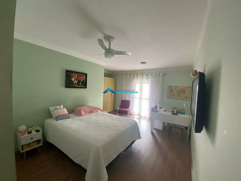 Casa, 4 quartos, 230 m² - Foto 6