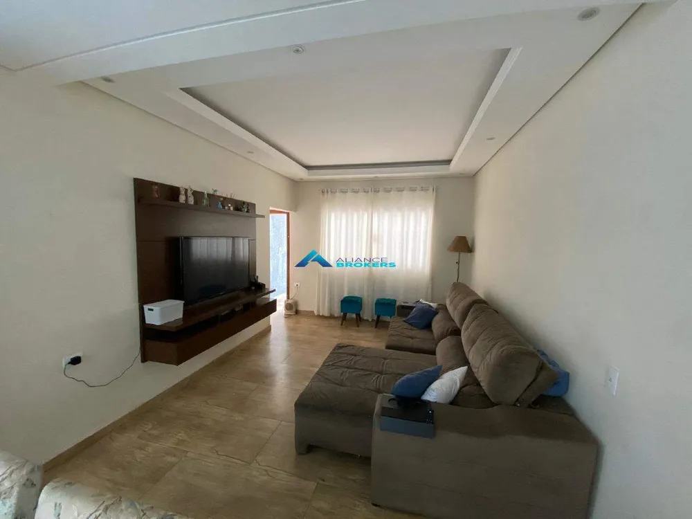 Casa, 4 quartos, 230 m² - Foto 2