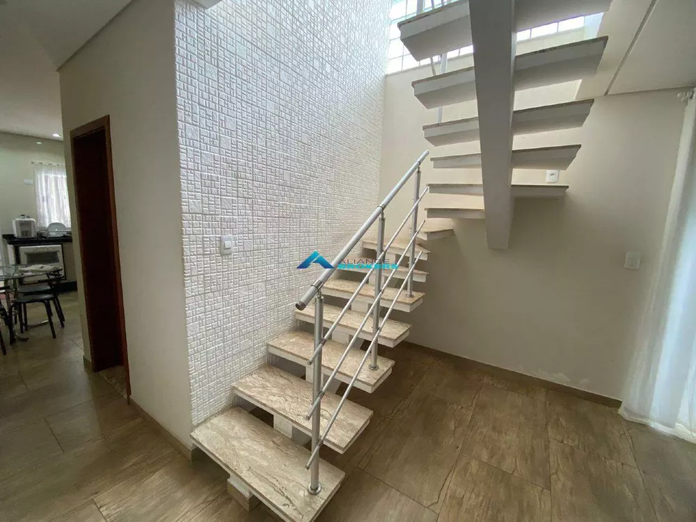 Casa, 4 quartos, 230 m² - Foto 20