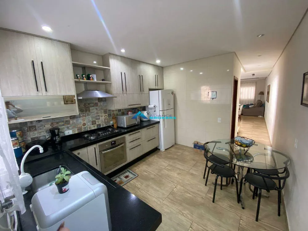Casa, 4 quartos, 230 m² - Foto 11