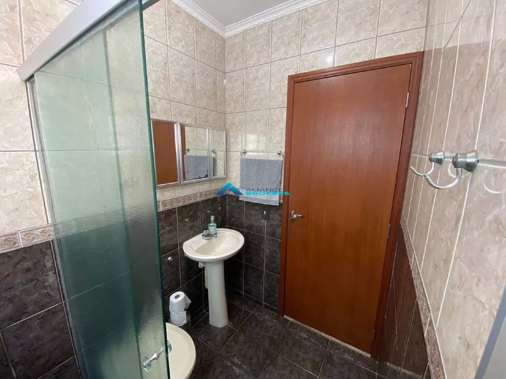 Casa, 4 quartos, 230 m² - Foto 5