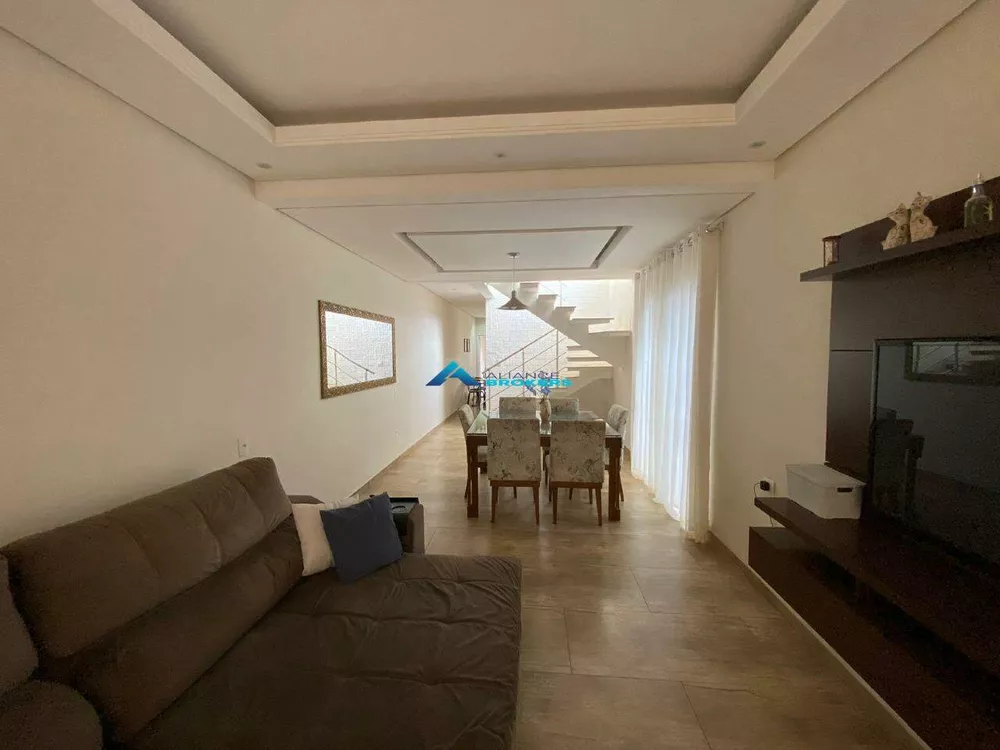 Casa, 4 quartos, 230 m² - Foto 18
