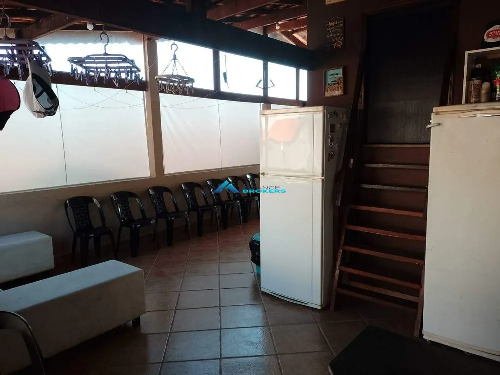 Casa, 3 quartos, 240 m² - Foto 5