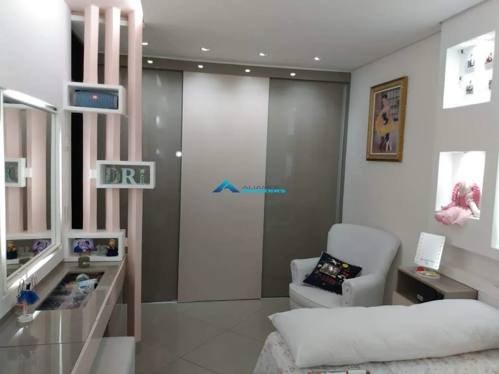 Casa, 3 quartos, 240 m² - Foto 12