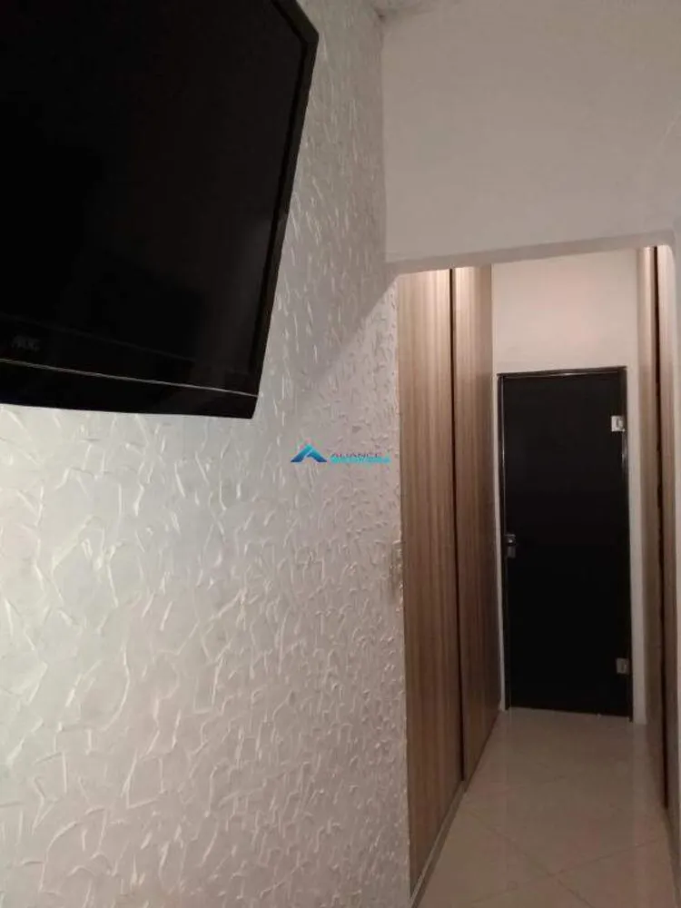 Casa, 3 quartos, 240 m² - Foto 3