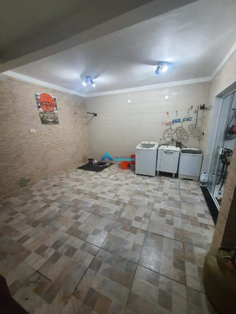 Casa, 3 quartos, 220 m² - Foto 1
