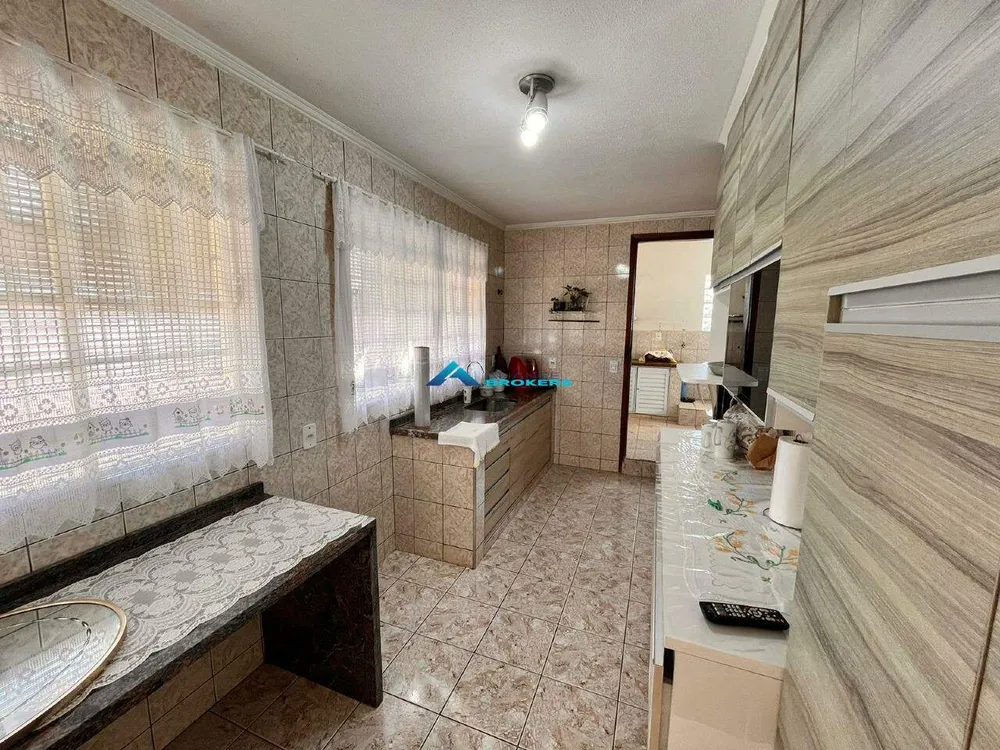 Casa, 3 quartos, 264 m² - Foto 3