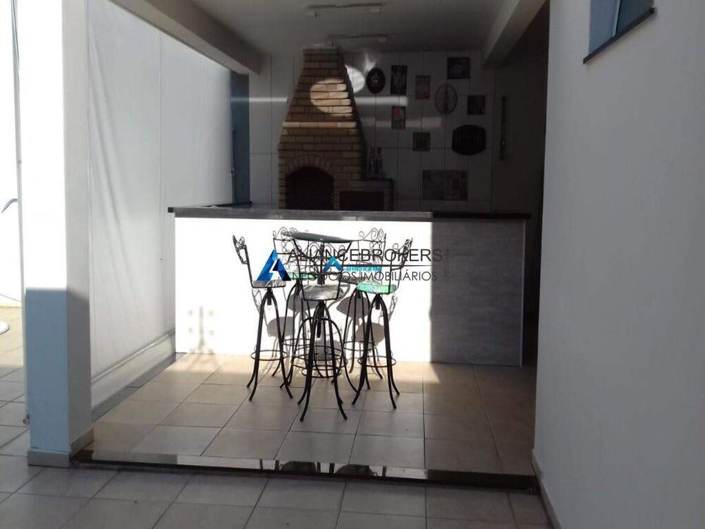 Casa, 3 quartos, 289 m² - Foto 6