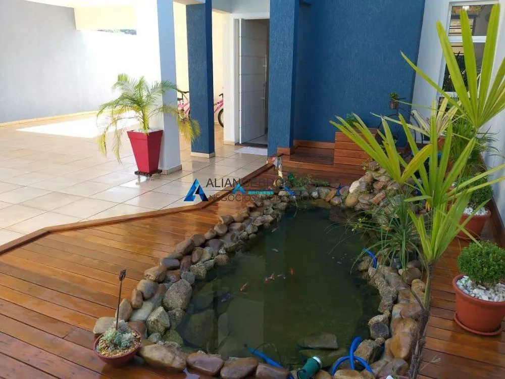 Casa, 3 quartos, 289 m² - Foto 2