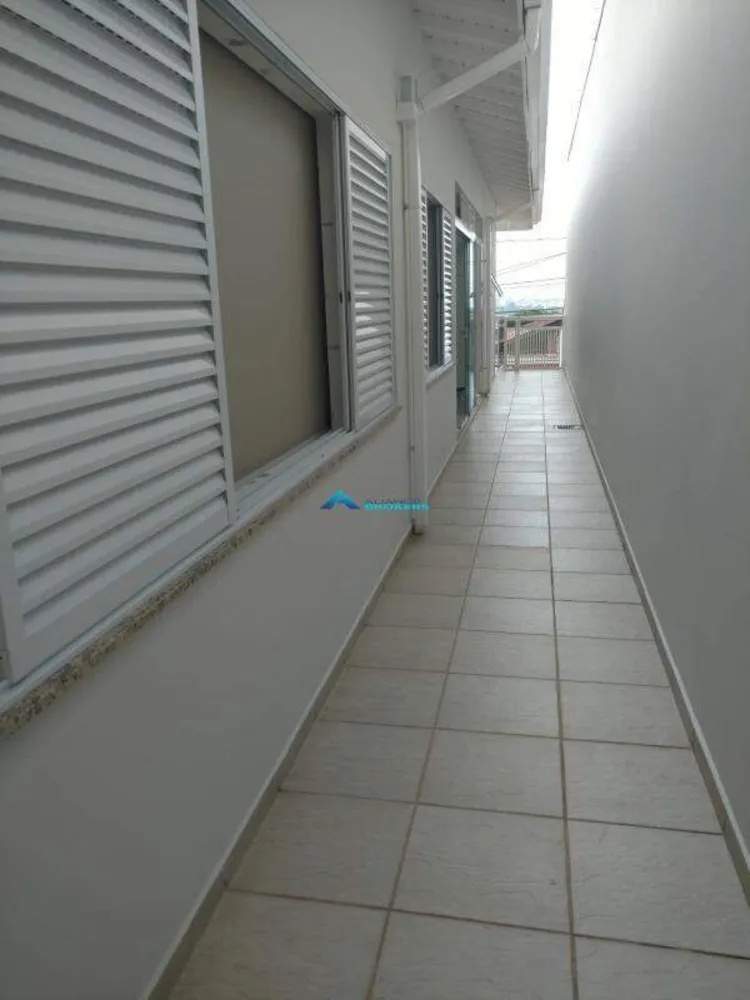 Casa, 3 quartos, 146 m² - Foto 2