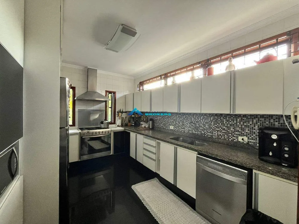 Casa, 3 quartos, 312 m² - Foto 4
