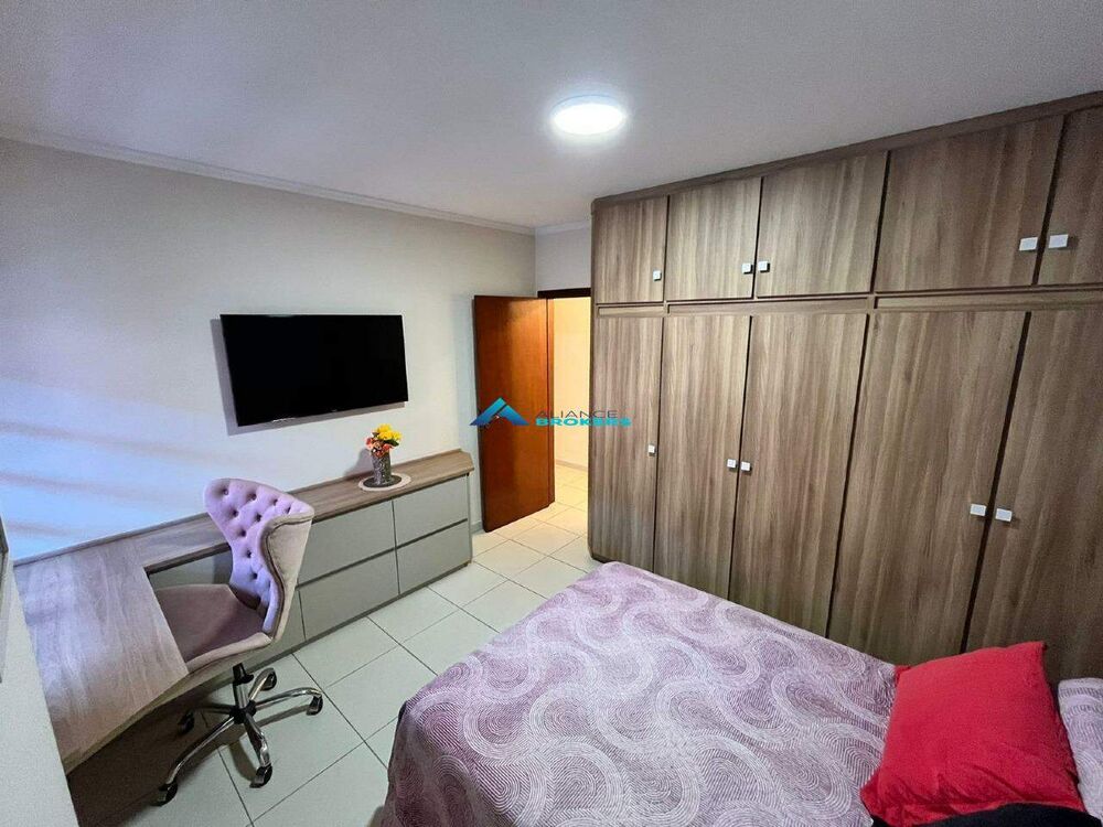 Casa, 3 quartos, 312 m² - Foto 21