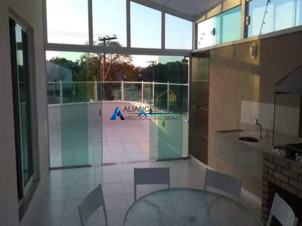 Casa, 3 quartos, 220 m² - Foto 3