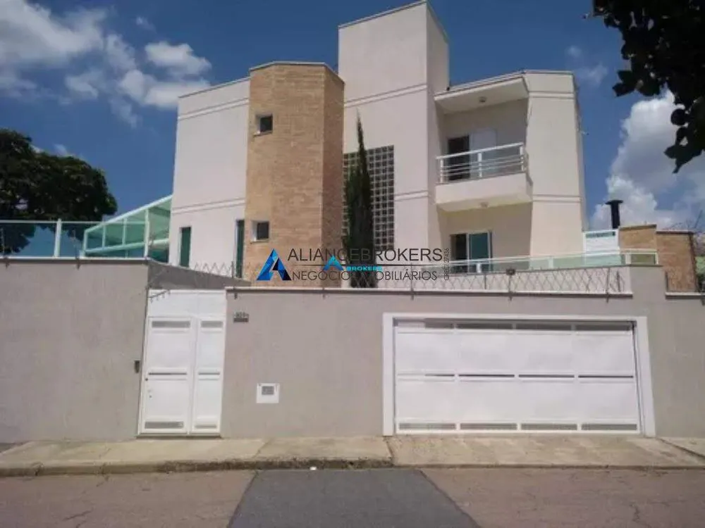Casa, 3 quartos, 220 m² - Foto 1