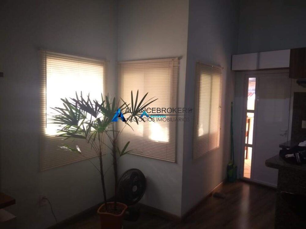 Casa, 3 quartos, 230 m² - Foto 24