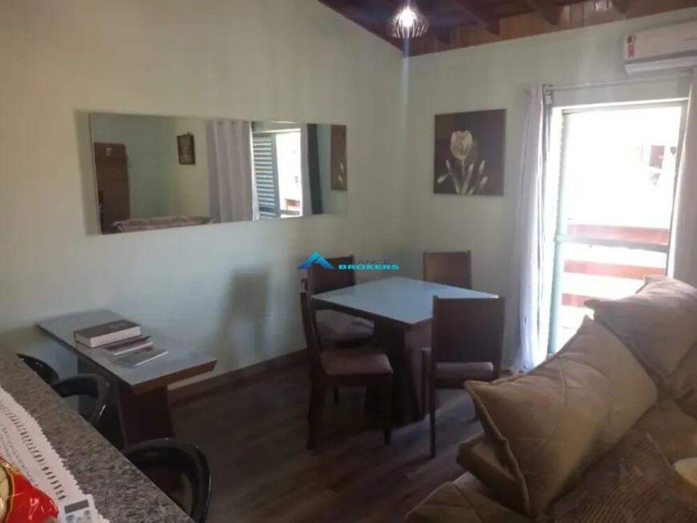 Casa, 3 quartos, 230 m² - Foto 2