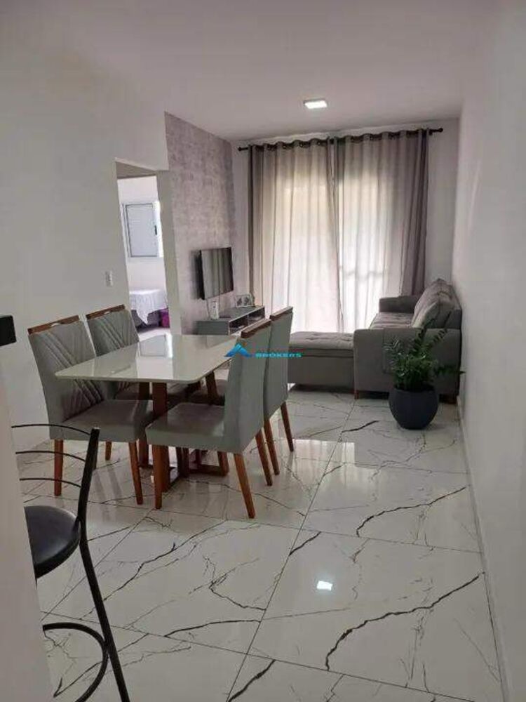 Apartamento à venda com 2 quartos, 77m² - Foto 1