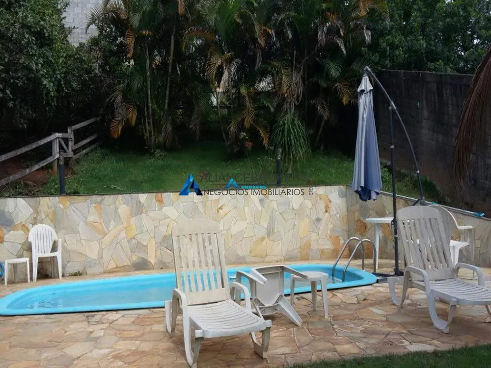 Chácara, 3 quartos, 1800 m² - Foto 2
