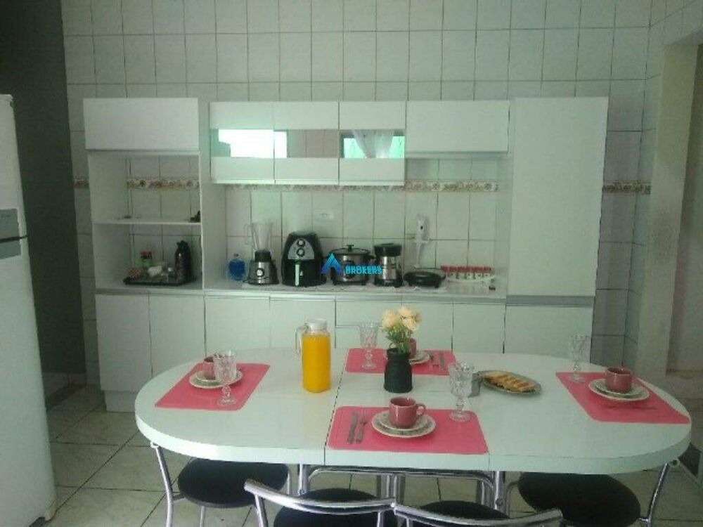 Casa à venda com 3 quartos, 65m² - Foto 3