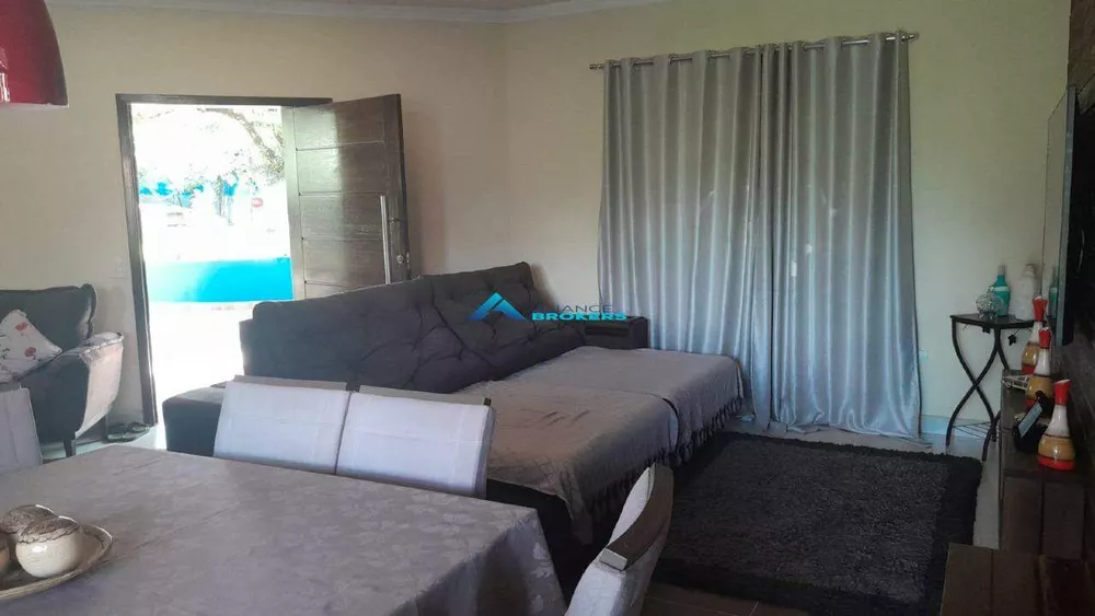 Chácara, 3 quartos, 1200 m² - Foto 2