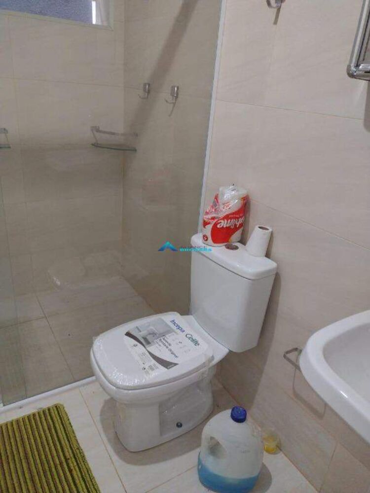 Casa à venda com 2 quartos, 120m² - Foto 10