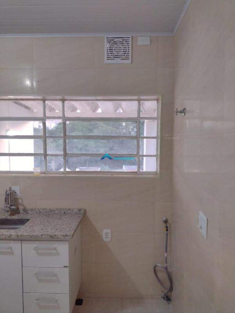 Casa à venda com 2 quartos, 120m² - Foto 5