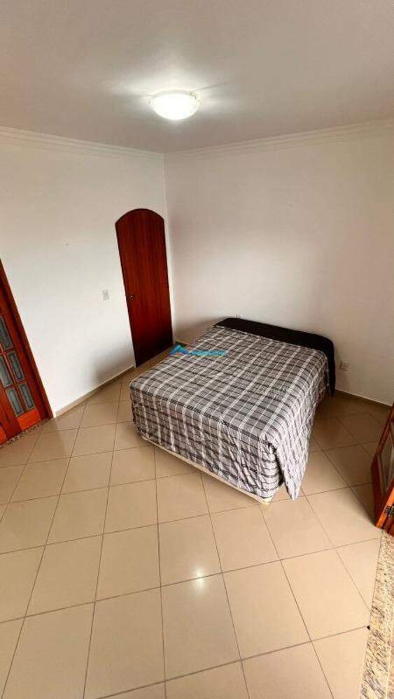 Casa para alugar com 3 quartos, 202m² - Foto 20