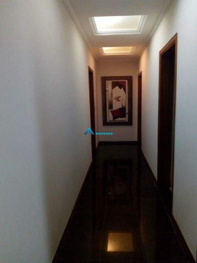 Casa, 3 quartos, 250 m² - Foto 18