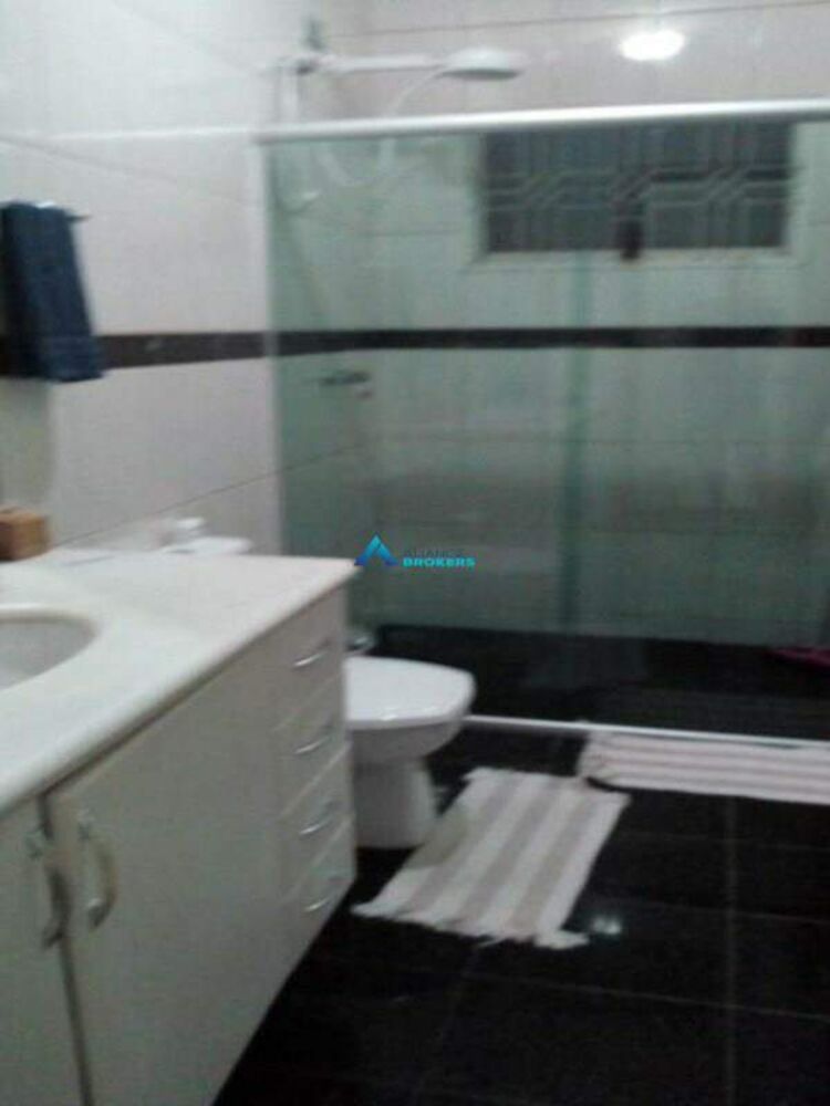 Casa, 3 quartos, 250 m² - Foto 20