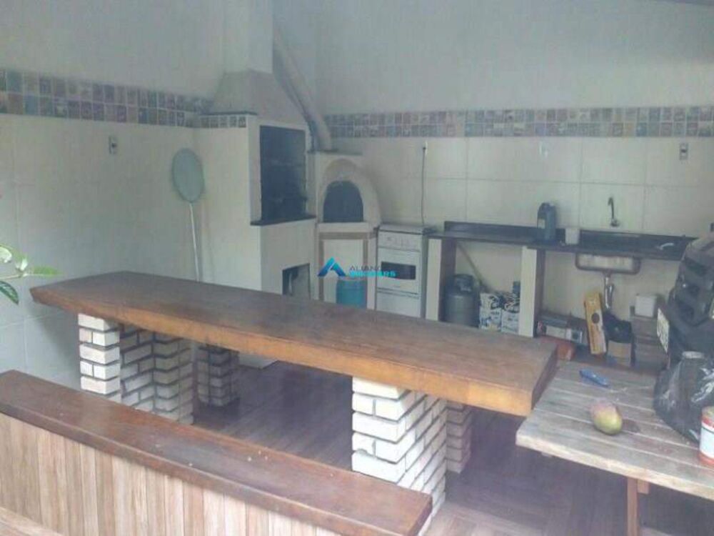 Casa, 3 quartos, 250 m² - Foto 14